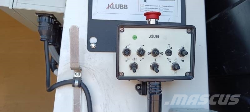 Renault Master Klubb KL32 - 12,5 m, 120 kg المنصات الهوائية المثبتة على شاحنة