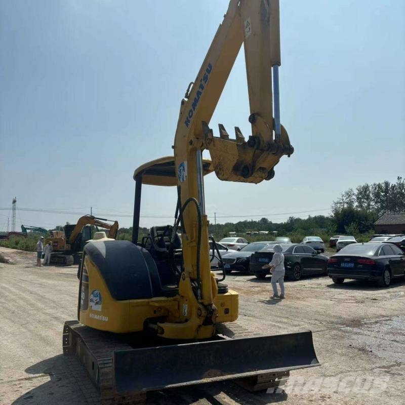 Komatsu PC 40 MR 소형 굴삭기 7톤 미만