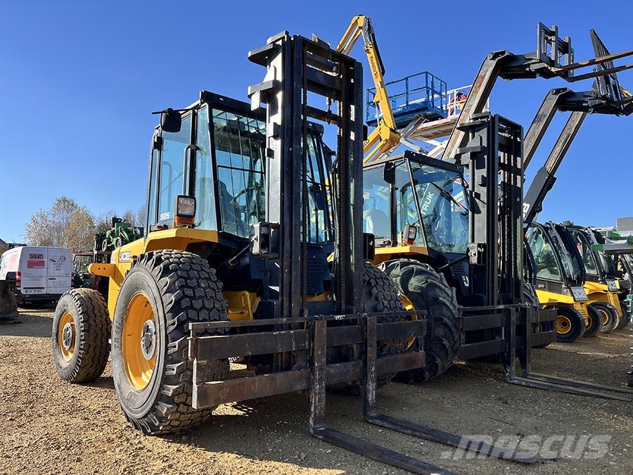 JCB 926 Maastotrukit