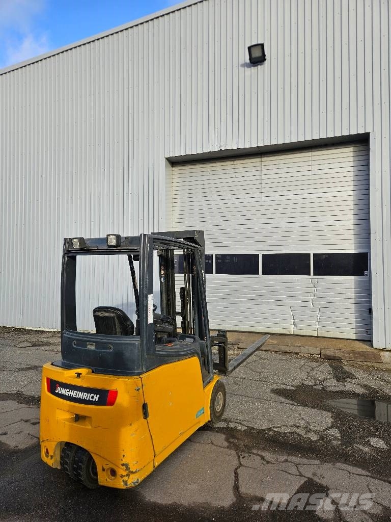 Jungheinrich EFG 216 SP バッテリーフォークリフト