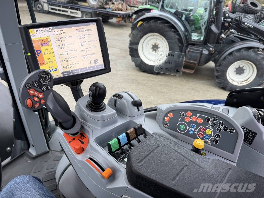 New Holland T 7.225 AC 트랙터