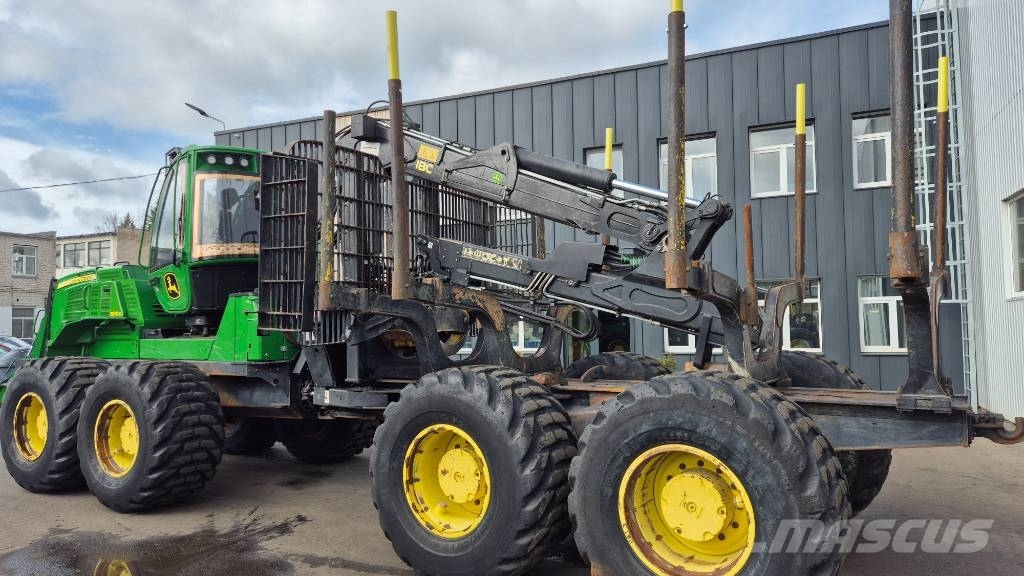 John Deere 1910 G Skotare
