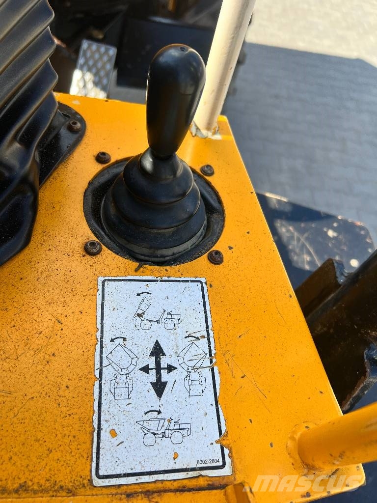 JCB 6 TST عربات نقل قلابة للمواقع