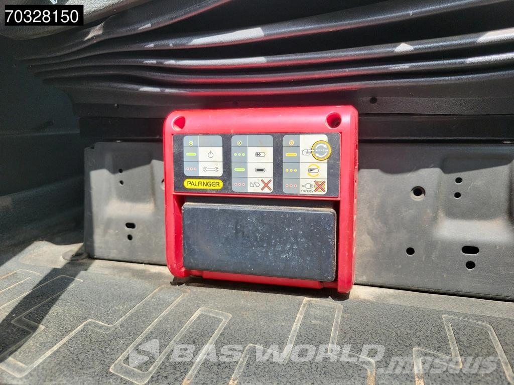 Volvo FH 500 FH 10X4 Palfinger PK92002-SH Crane 7 extens 平板栏板货车