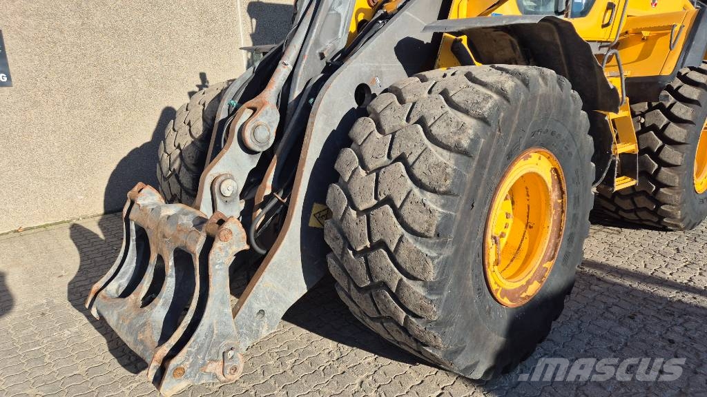 Volvo L 120 G Pás carregadoras de rodas
