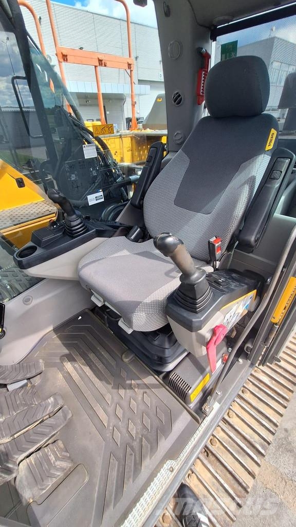 Volvo EC220EL Crawler excavators