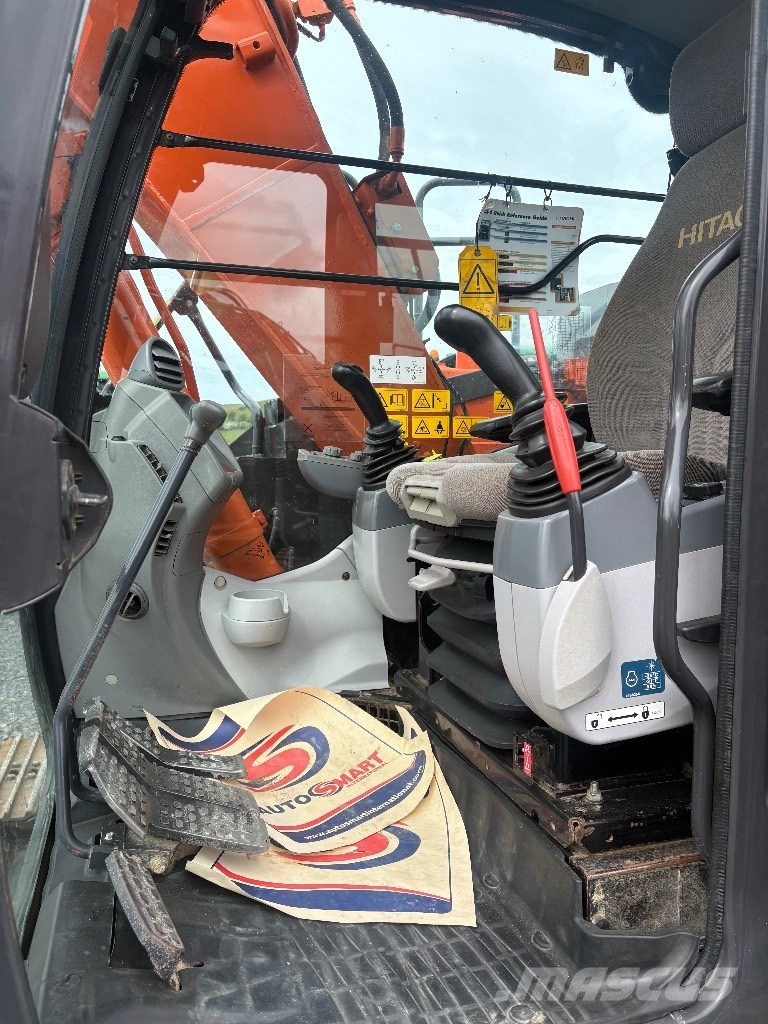 Hitachi ZX 135 US-6 Escavadeiras de esteiras