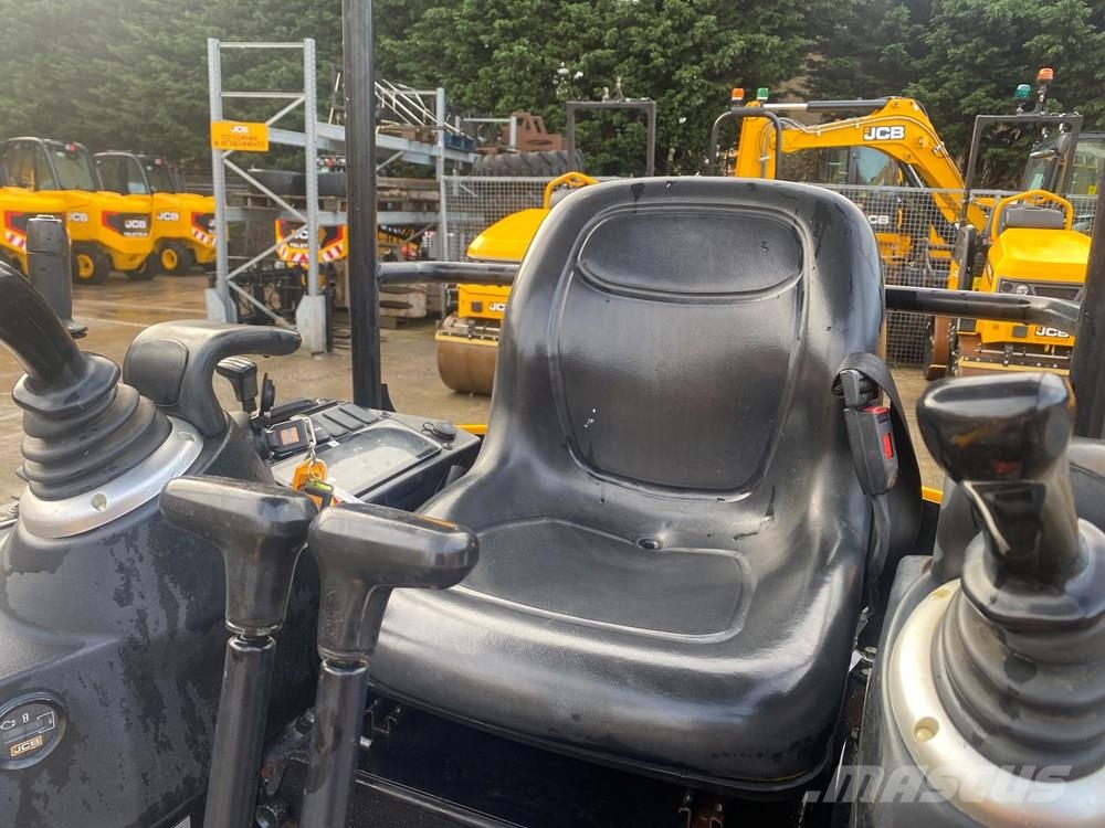 JCB 18Z-1 Miniescavadeiras < 7t (Mini escavadeiras)