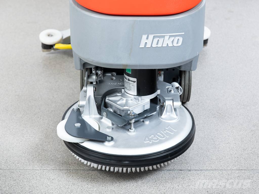 Hako Scrubmaster B30 TB430 - NEW BATTERIES مجففات الغسيل
