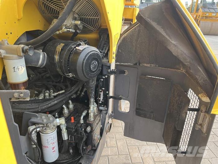 Dynapac CC 2200 Twin drum rollers