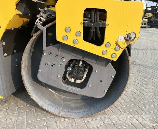 Dynapac CC 2200 Twin drum rollers
