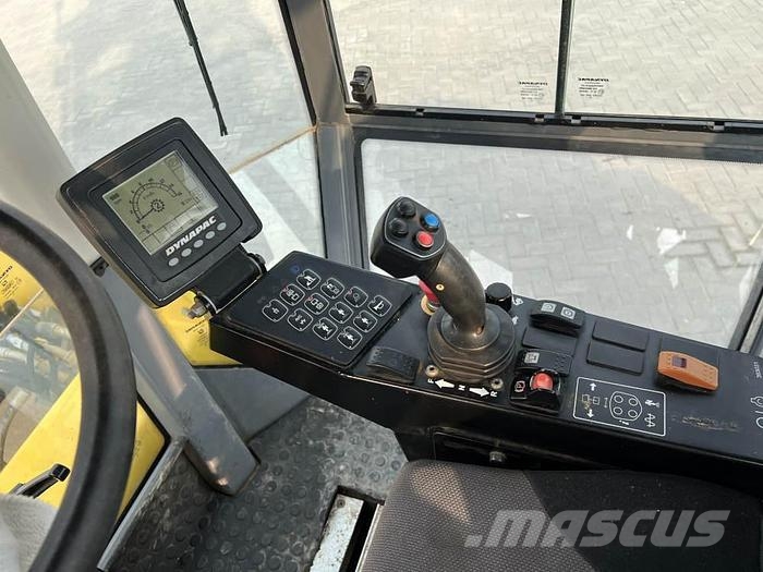 Dynapac CC 2200 Twin drum rollers