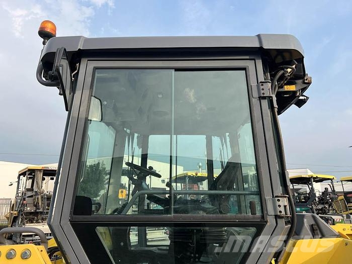 Dynapac CC 2200 Twin drum rollers
