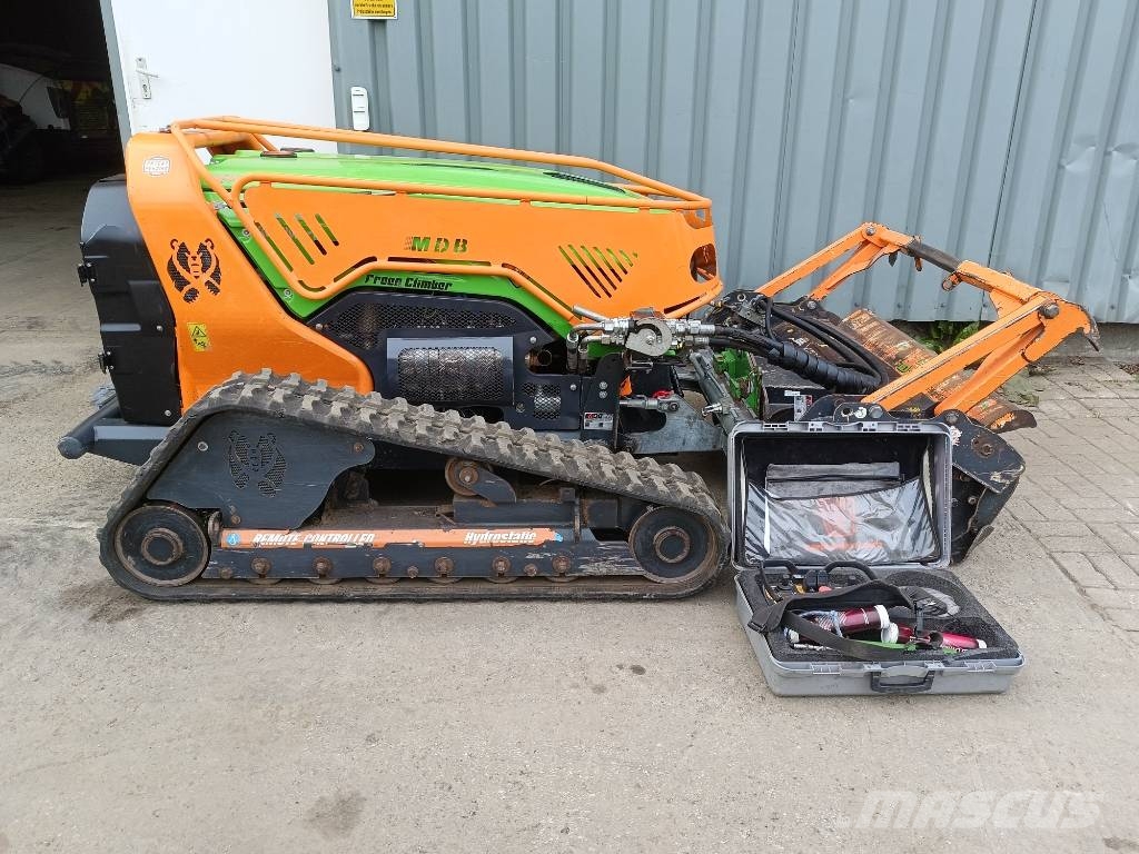 MDB LV600 PRO remote control mower robot frees grinder جز العشب