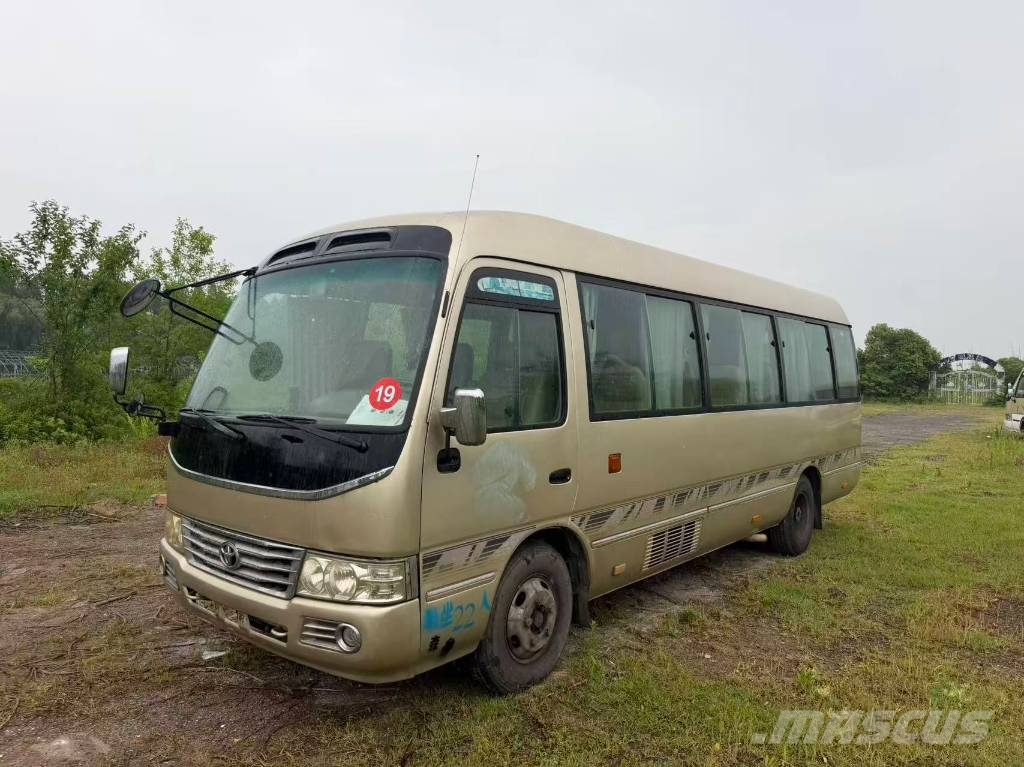 Toyota Coaster Autobús urbano