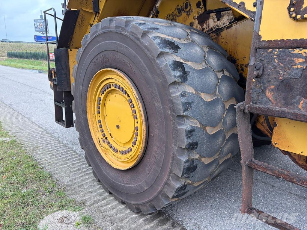 CAT 988K Utovarivači na kotačima