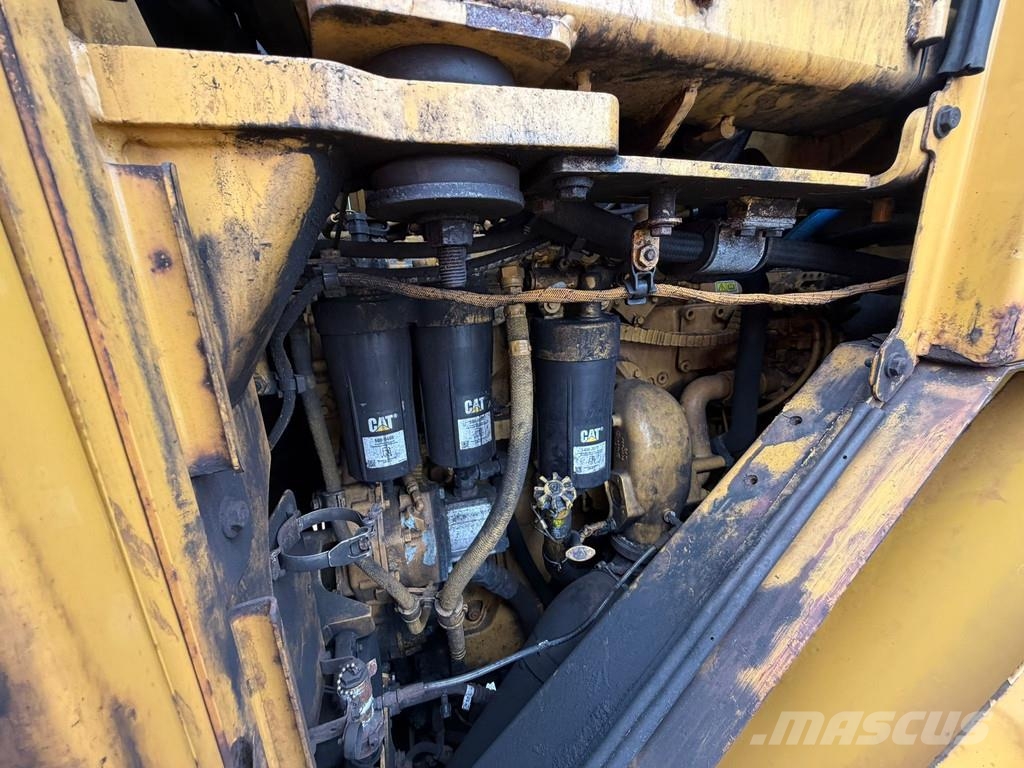 CAT 988K Utovarivači na kotačima