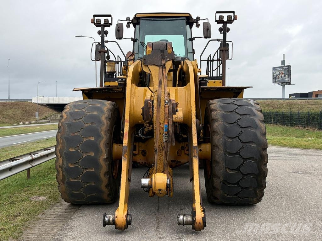CAT 988K Utovarivači na kotačima