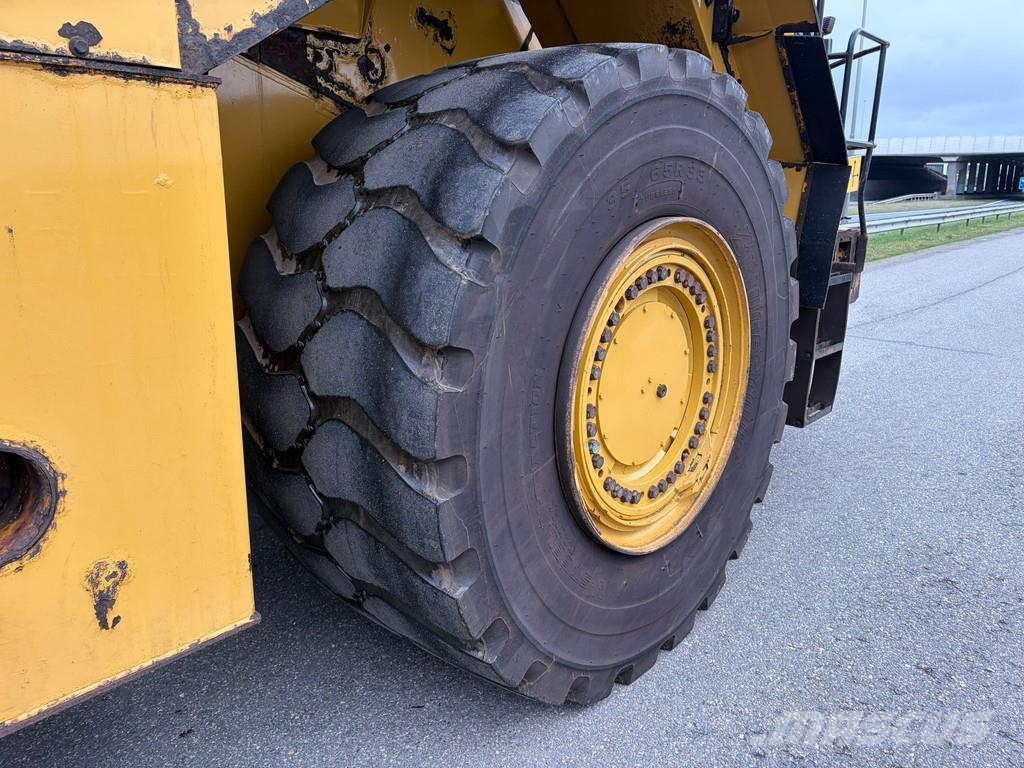 CAT 988K Utovarivači na kotačima