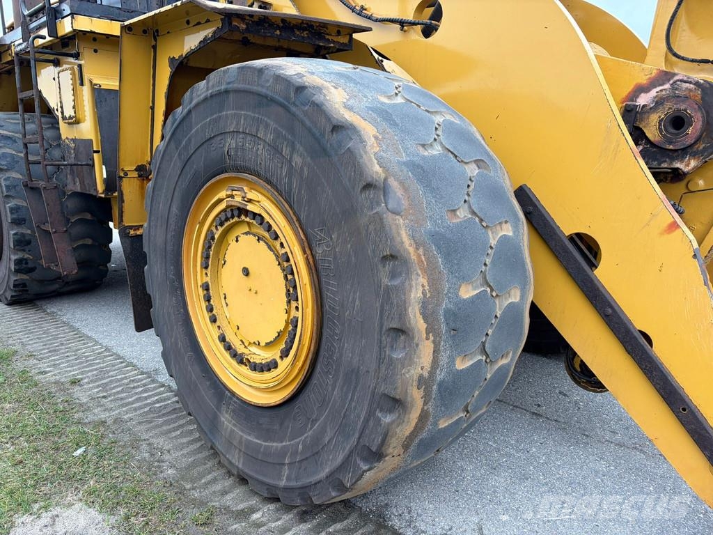 CAT 988K Utovarivači na kotačima