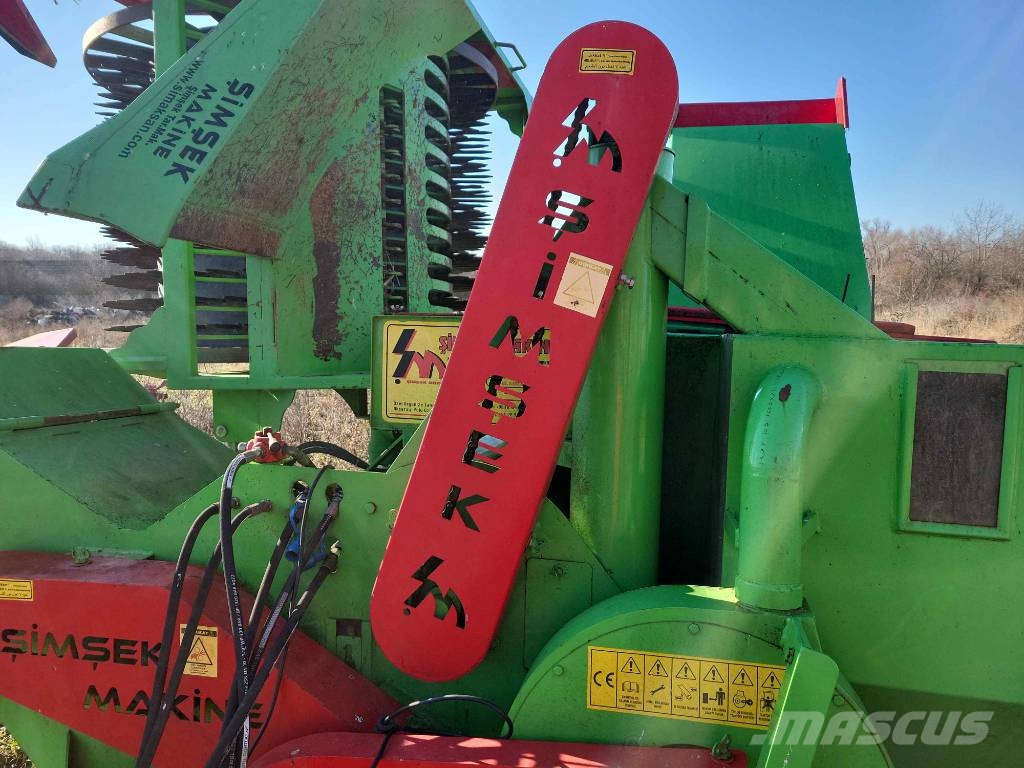 Simsek TR 3002 pumpkin harvester Skurtreskere