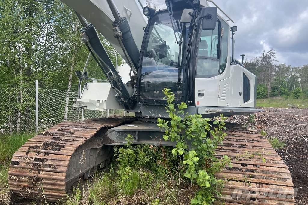 Liebherr R 946 履带挖掘机