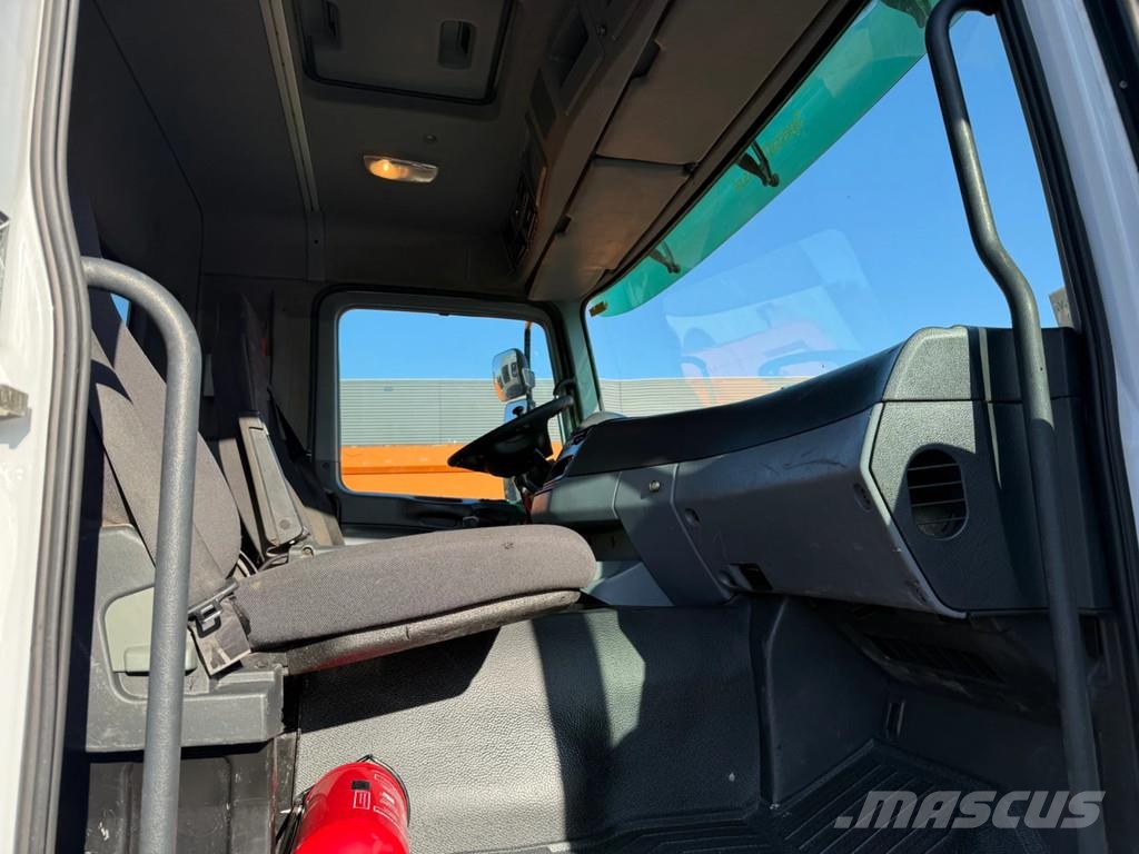 Mercedes-Benz Actros 3236 8x4 / EPS / Blad geveerd / Palfinger P شاحنات قلابة