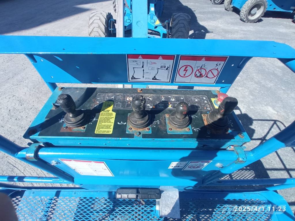 Genie Z 135 Piattaforme a braccio articolato