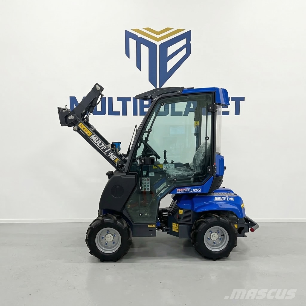 Multione LAGERKAMPANJ 2.3 EFI med hytt och värme 滑移装载机