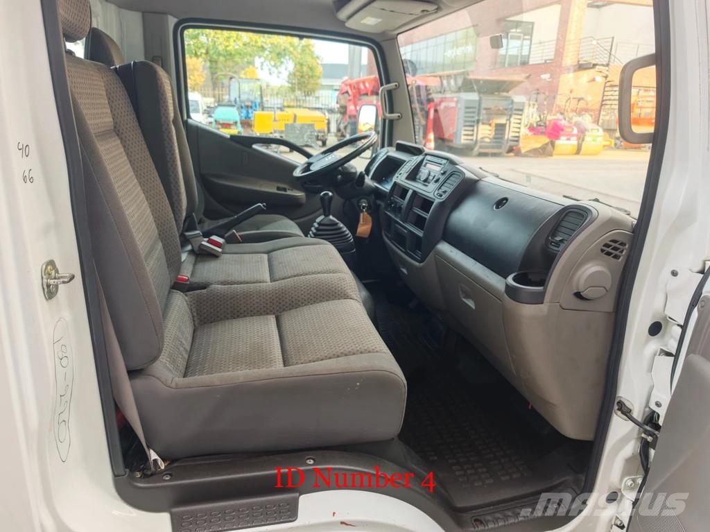 Nissan Cabstar 35.12 Movex P160 TLR 트럭 탑재 고소작업대