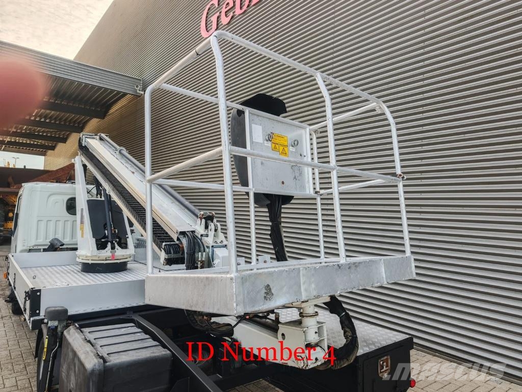 Nissan Cabstar 35.12 Movex P160 TLR 트럭 탑재 고소작업대