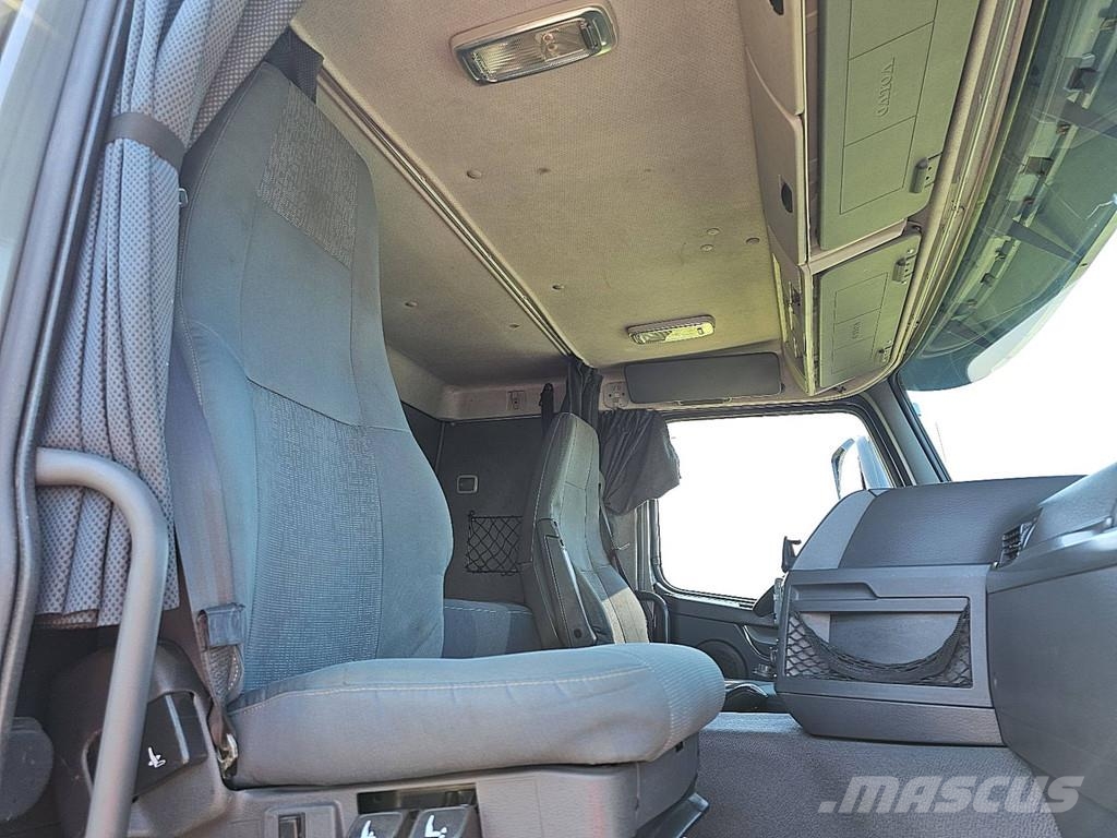 Volvo FM 13.500 EEV 10X4 HEAVY DUTY Tegljači