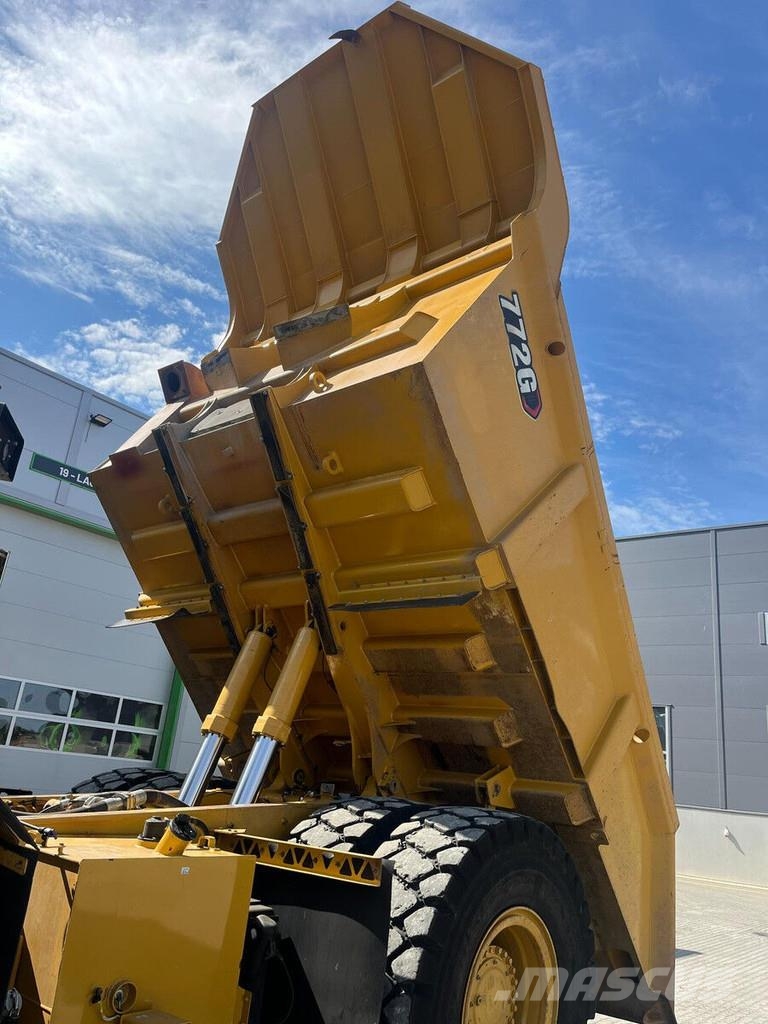 CAT 772G Vehículos compactos de volteo
