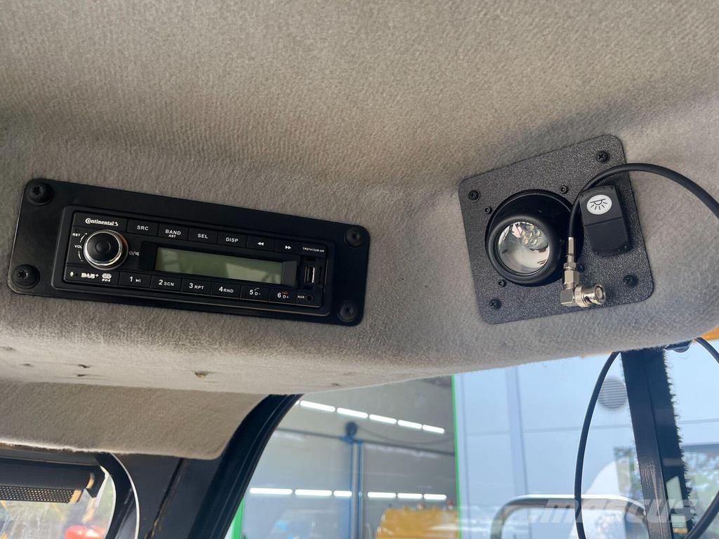 CAT 772G Vehículos compactos de volteo