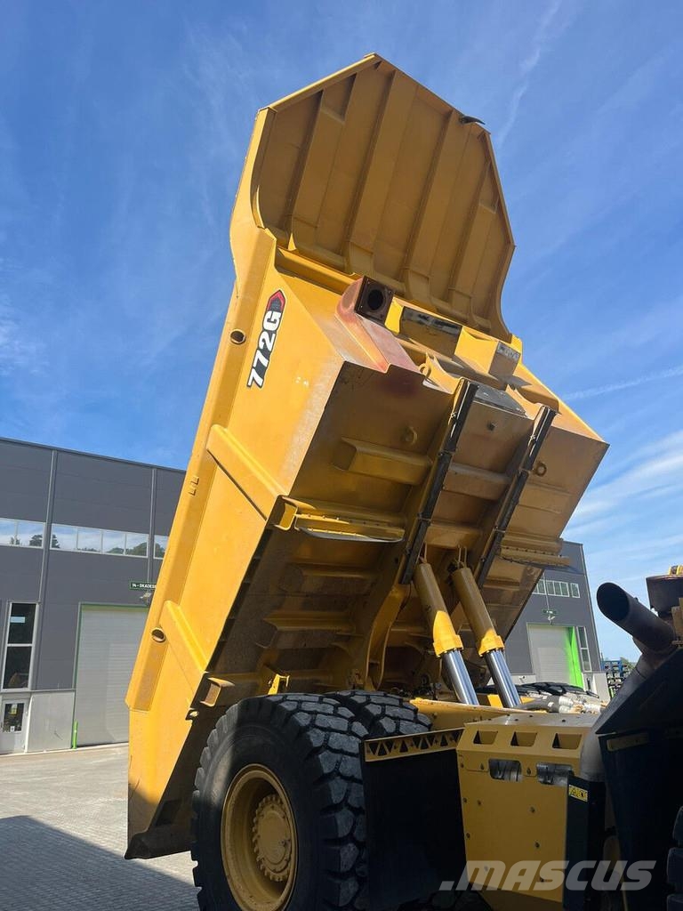 CAT 772G Vehículos compactos de volteo