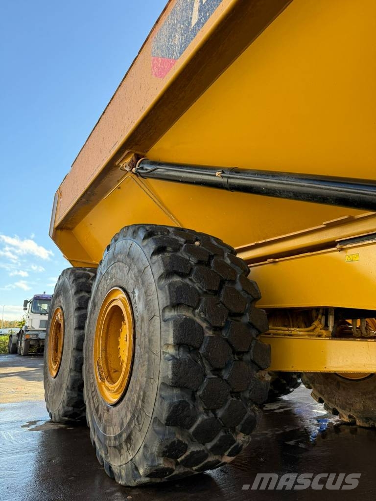 CAT 745 //BJ. 2018/9600H/6x6/Klima/ZSA/ Dumpperit