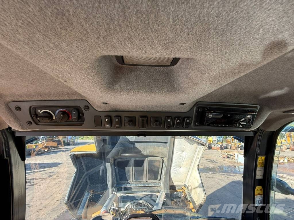 CAT 745 //BJ. 2018/9600H/6x6/Klima/ZSA/ Dumpperit