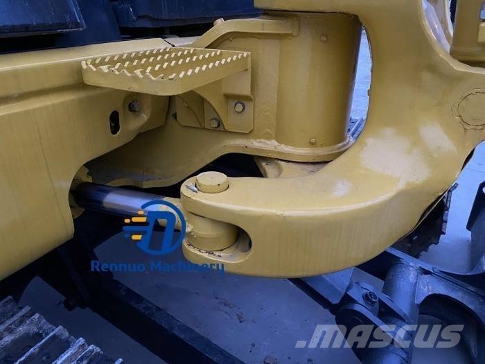 Komatsu pc40 Mini bagri <7t