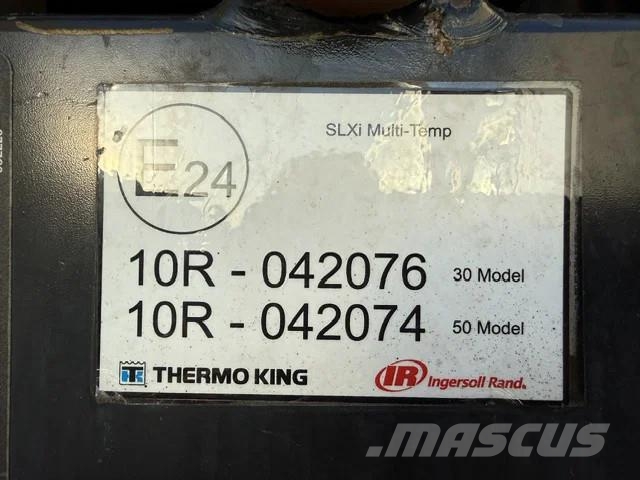 Schmitz Cargobull Thermo King SLXi Spectrum/Doppelstock/3xAchsen Temperature controlled semi-trailers