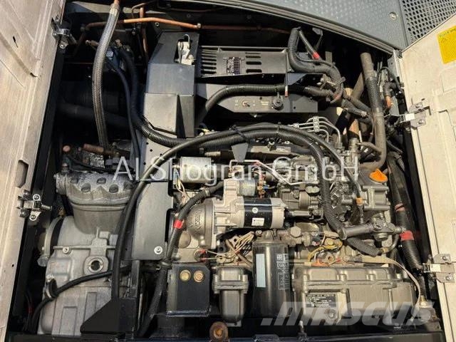 Schmitz Cargobull Thermo King SLXi Spectrum/Doppelstock/3xAchsen 控溫式半拖車