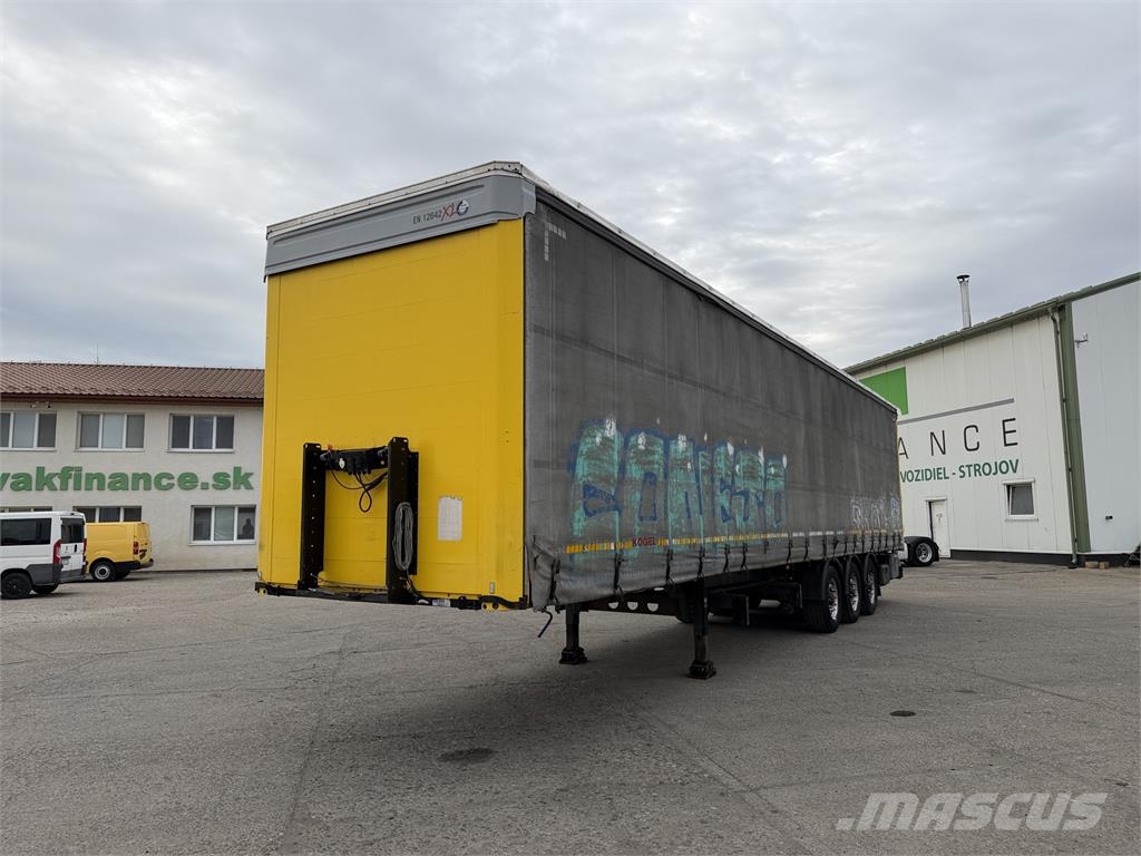 Kögel SN 24 VIN 551 نصف مقطورات بباب جانبي