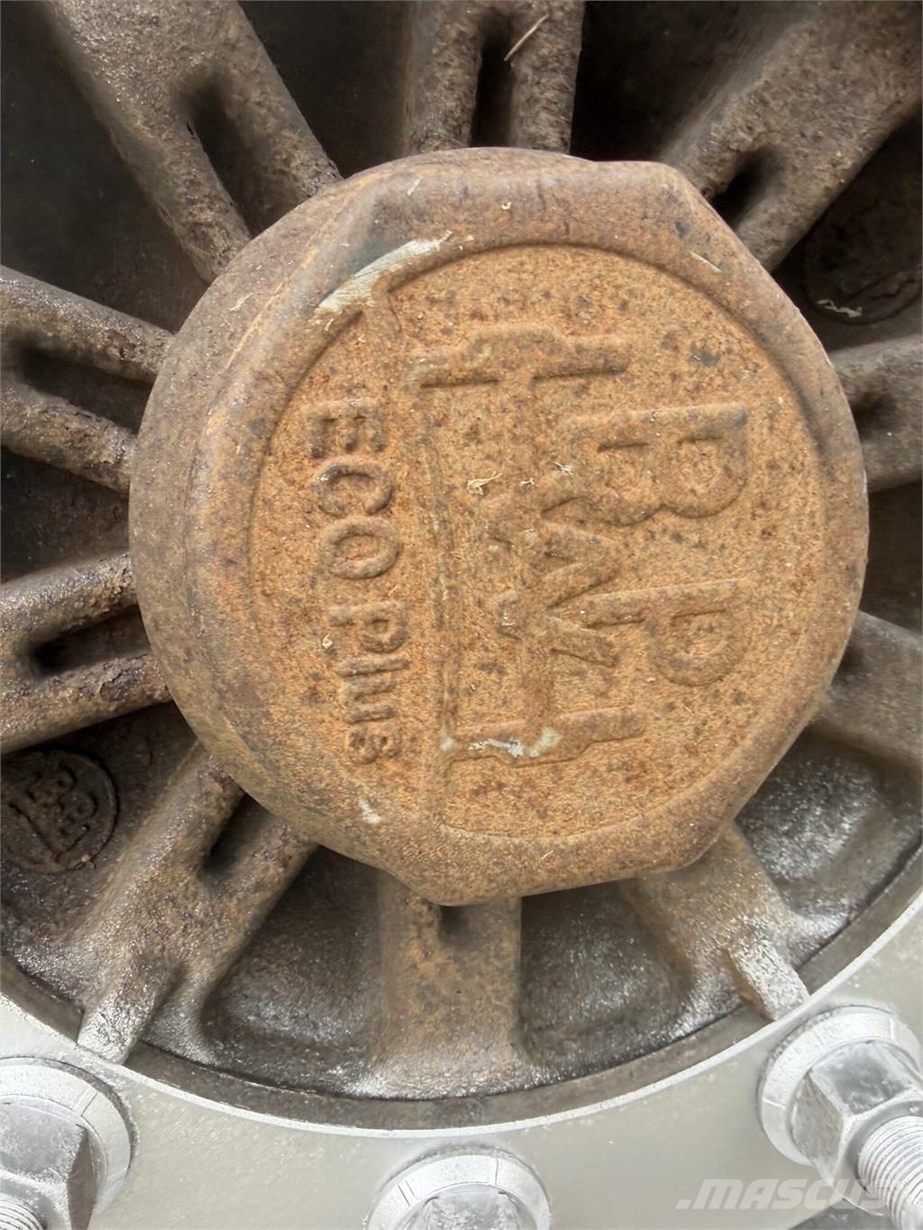 Kögel SN 24 VIN 551 نصف مقطورات بباب جانبي