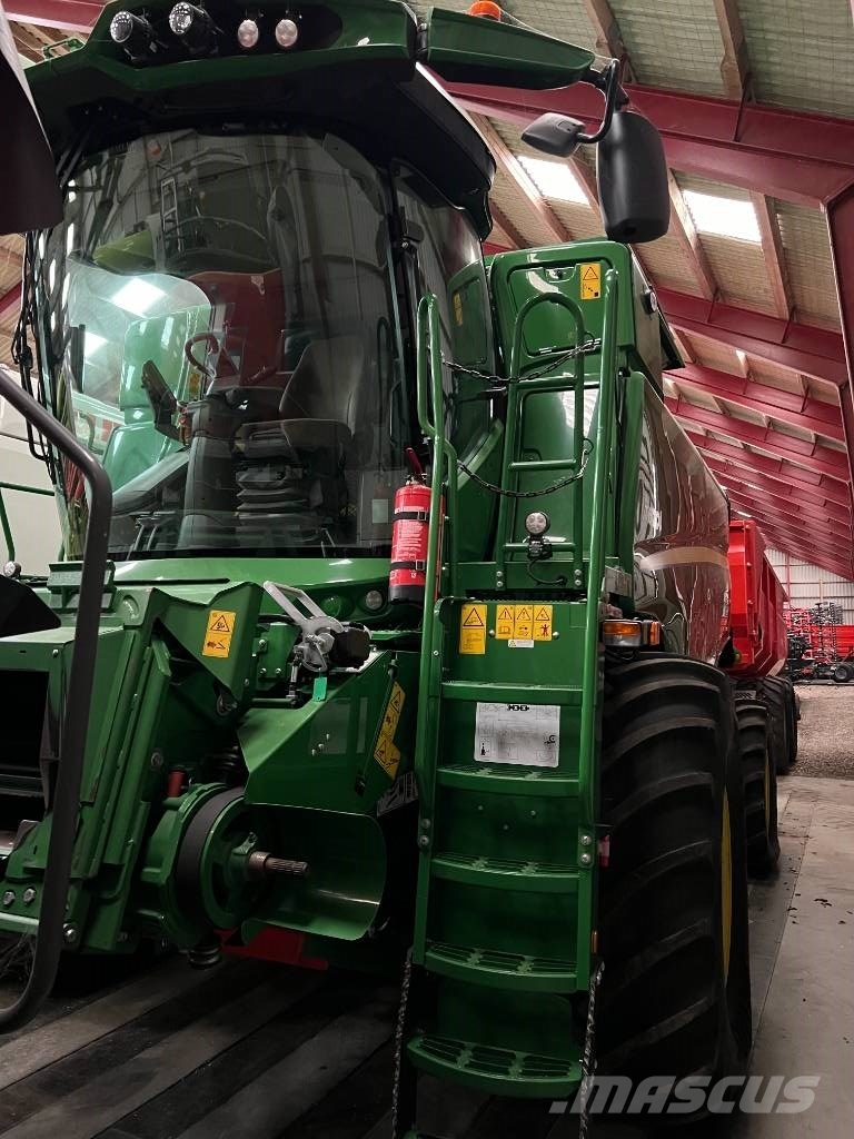 John Deere T 670i Зерноуборочные комбайны