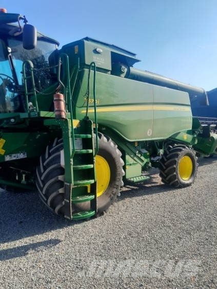 John Deere T 670i Зерноуборочные комбайны