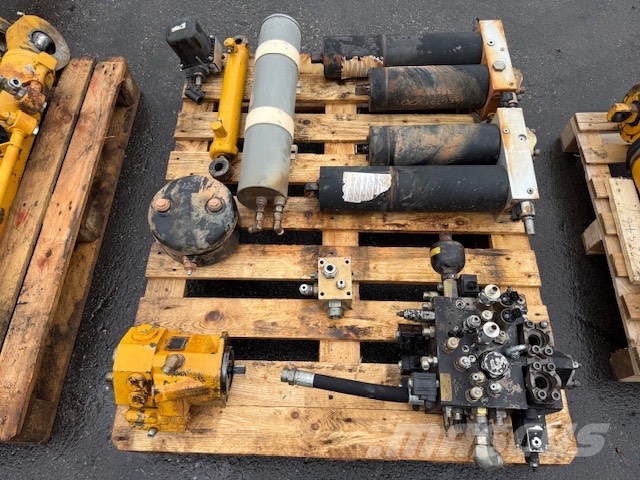 Bell B 50 D USED HYDRAULIC PARTS Hidráulicos