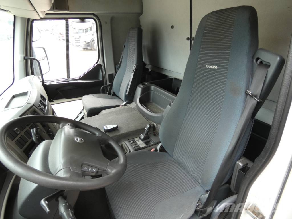 Volvo FE 280 Camiones de caja de lona