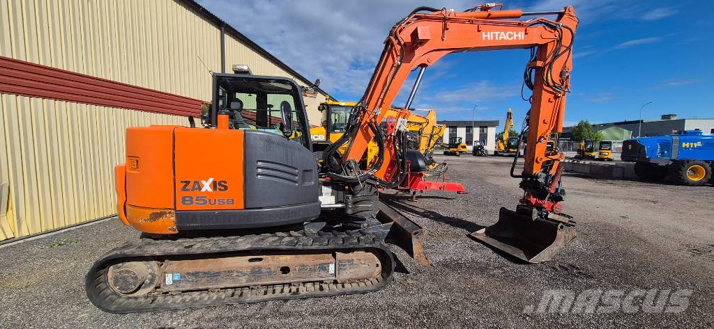 Hitachi ZX 85 US B-5A حفارات وسط 7 طن - 12 طن