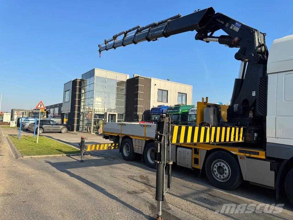 DAF XF 460 8X2 - EURO 6 + HIAB 855 EP-6 + REMOTE + STE Rabljene dizalice za težak teren