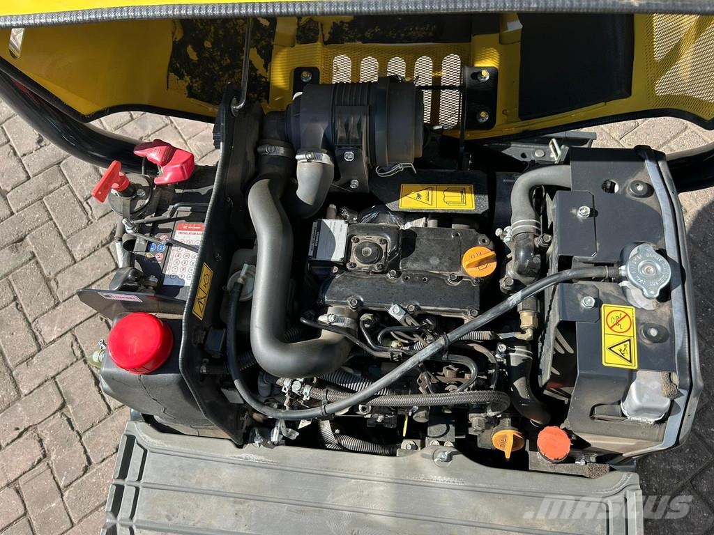 Yanmar VIO10-2A 小型挖掘机