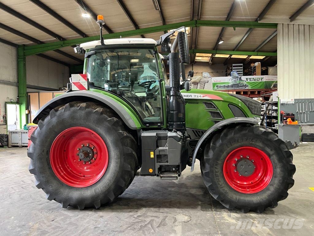 Fendt 724 VARIO PROFI + Traktorer